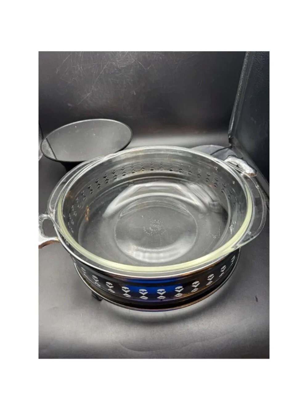 Pyrex Casserole Dish in Metal Display Dish